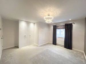 Photo 9- click for photo gallery